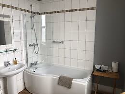 The Bowmore House Bed & Breakfast