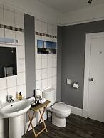 The Bowmore House Bed & Breakfast