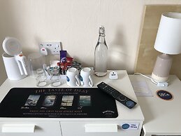 The Bowmore House Bed & Breakfast