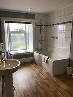 The Bowmore House Bed & Breakfast