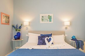 B & B La Cornice - Gina Room With Bathroom and Private Terrace