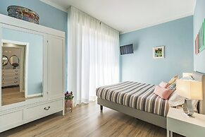 B & B La Cornice - Gina Room With Bathroom and Private Terrace