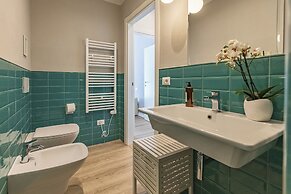 B & B La Cornice - Gina Room With Bathroom and Private Terrace