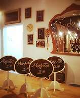 Olé Backpackers Hostel