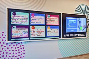 Tru by Hilton Richmond