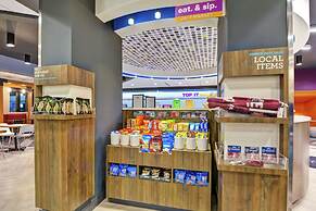 Tru by Hilton Richmond