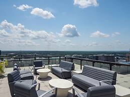 Global Luxury Suites at Reston Town Center