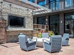 Global Luxury Suites at Reston Town Center