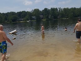 Quiet and Cosy Chalet in Pocono
