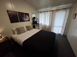 Mackenzie Motels