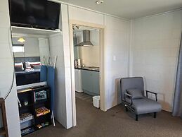 Mackenzie Motels