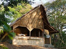 Mahun on the Lagoon Bungalows