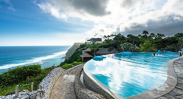 Cliffront Tropical Villa Cantik