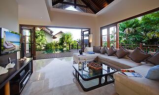 Cliffront Tropical Villa Cantik