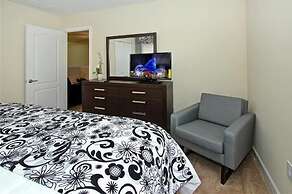 Champions Gate #4 - The Retreat - 8 Bed 5 Baths Villa