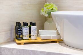 King Maron Wellness Beach Hotel