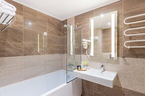 King Maron Wellness Beach Hotel