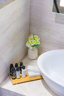 King Maron Wellness Beach Hotel