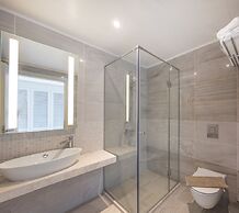 King Maron Wellness Beach Hotel