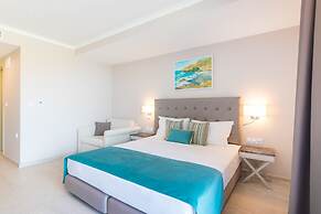 King Maron Wellness Beach Hotel