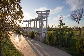 King Maron Wellness Beach Hotel