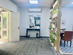 Olive Service Apartment DLF Galleria