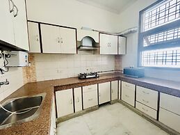 Olive Service Apartment DLF Galleria
