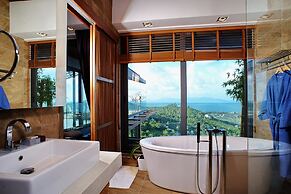 Luxury Villa Crystal Blue