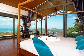 Luxury Villa Crystal Blue