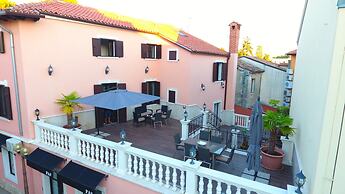 Bed & Breakfast Villa Hasi