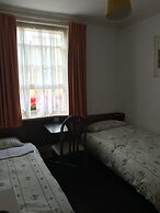 Gosfield House Hotel