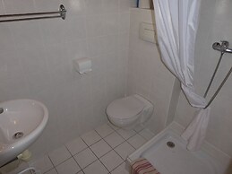 Central Hostel Châtel