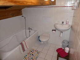 Central Hostel Châtel