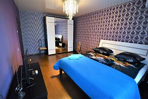 Megapolis Apartments on Arsenalnaya 4A