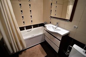 Megapolis Apartments on Arsenalnaya 4A