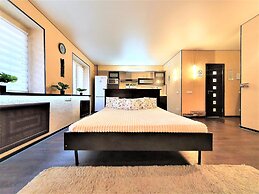 Megapolis Apartments on Arsenalnaya 4A