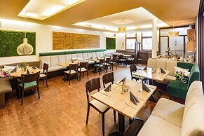 Goldener Engel Hotel - Restaurant