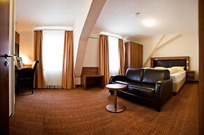 Goldener Engel Hotel - Restaurant