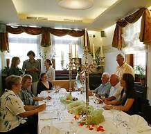 Goldener Engel Hotel - Restaurant