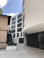 City of The Kings Piano Apartment