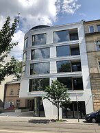 City of The Kings Piano Apartment