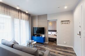 City of The Kings Piano Apartment