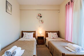 Seaside Getaway - Aelia Villa's Dreamy Paradise