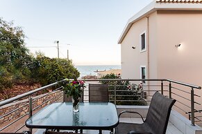 Seaside Getaway - Aelia Villa's Dreamy Paradise