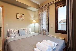 Seaside Getaway - Aelia Villa's Dreamy Paradise