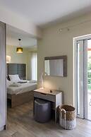 Estia Coastal Dream - Lush & Enchanting Garden Gem