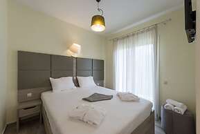 Estia Coastal Dream - Lush & Enchanting Garden Gem