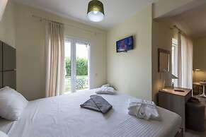 Sun, Sand & Seclusion - Artemis with Private Pool