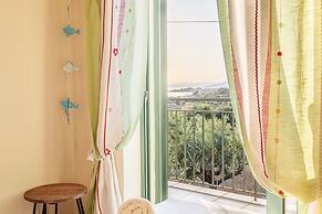 Lavender Garden Retreat - Secluded Seaside Getaway