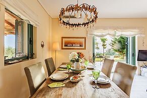 Lavender Garden Retreat - Secluded Seaside Getaway